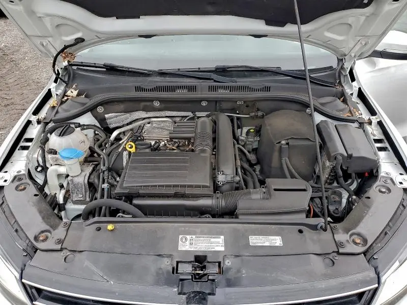 2017 VOLKSWAGEN JETTA SE  