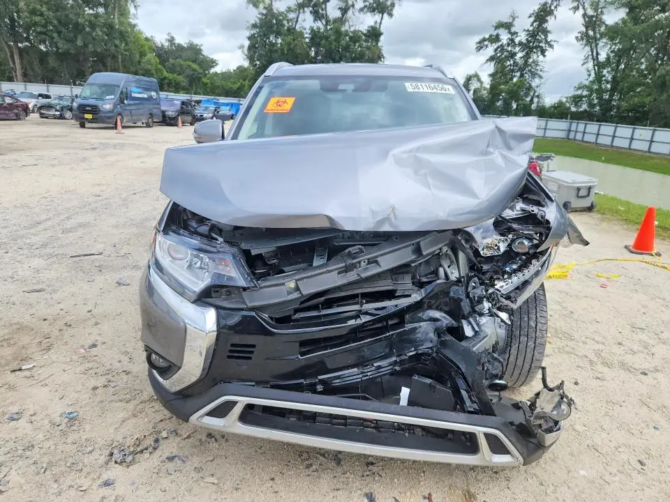 2020 MITSUBISHI OUTLANDER SE  