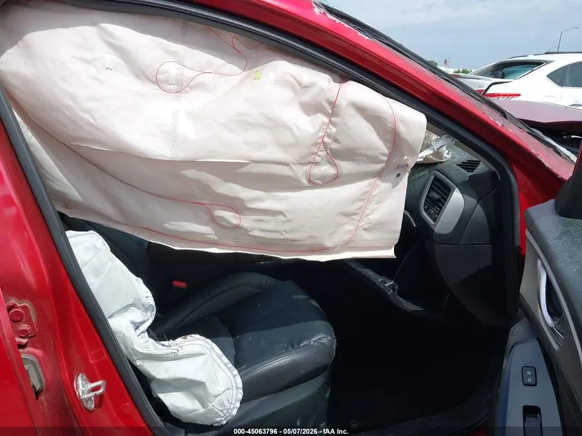 2017 MAZDA MAZDA3 TOURING