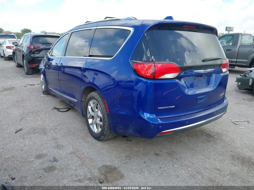 2019 CHRYSLER PACIFICA LIMITED