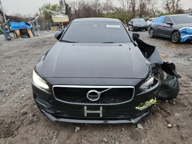 2017 VOLVO S90 T6 MOMENTUM  
