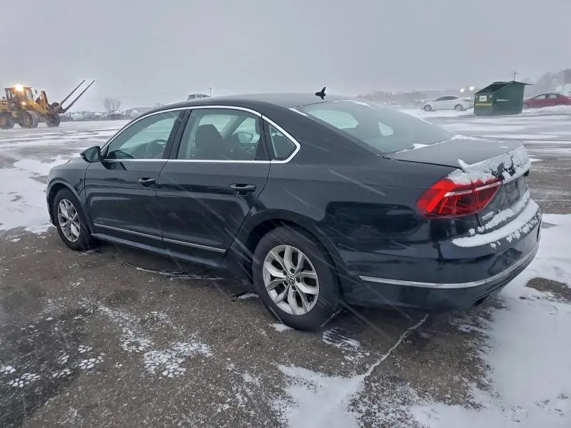 2017 VOLKSWAGEN PASSAT S  