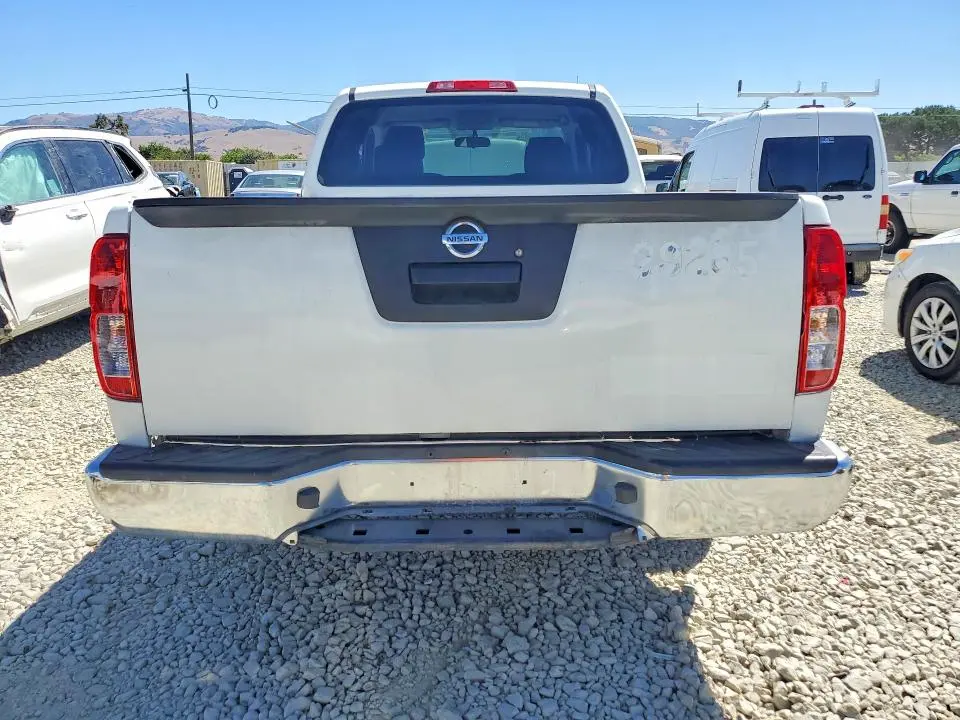 2018 NISSAN FRONTIER S  