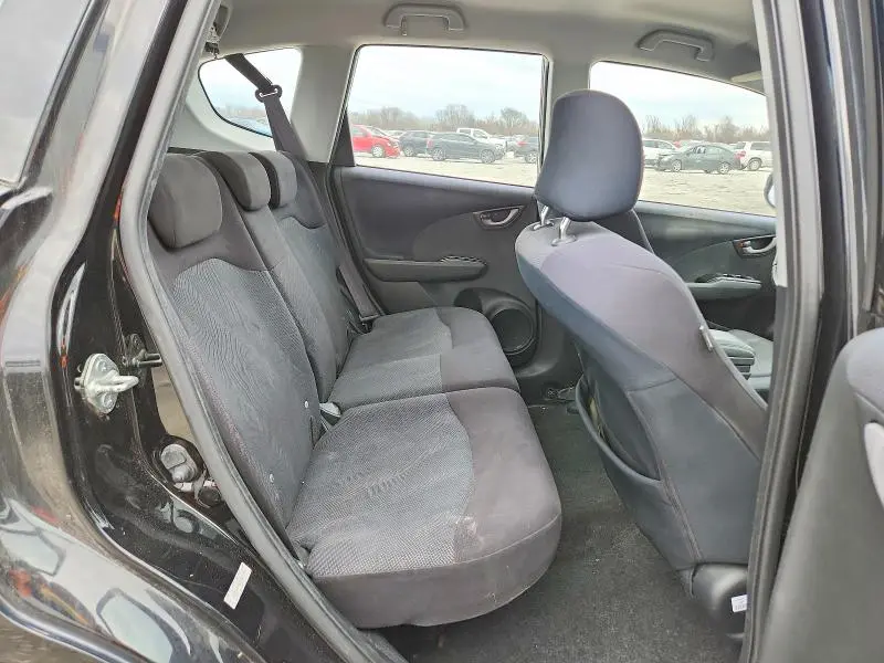 2010 HONDA FIT   