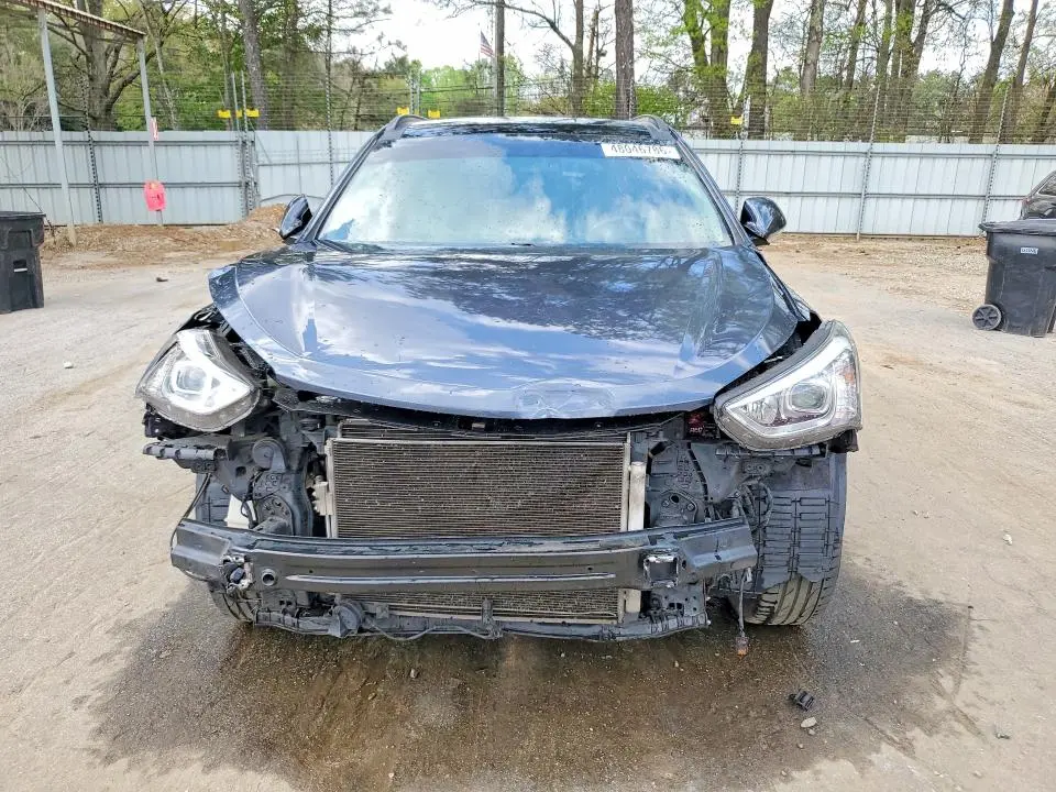 2016 HYUNDAI SANTA FE SE  