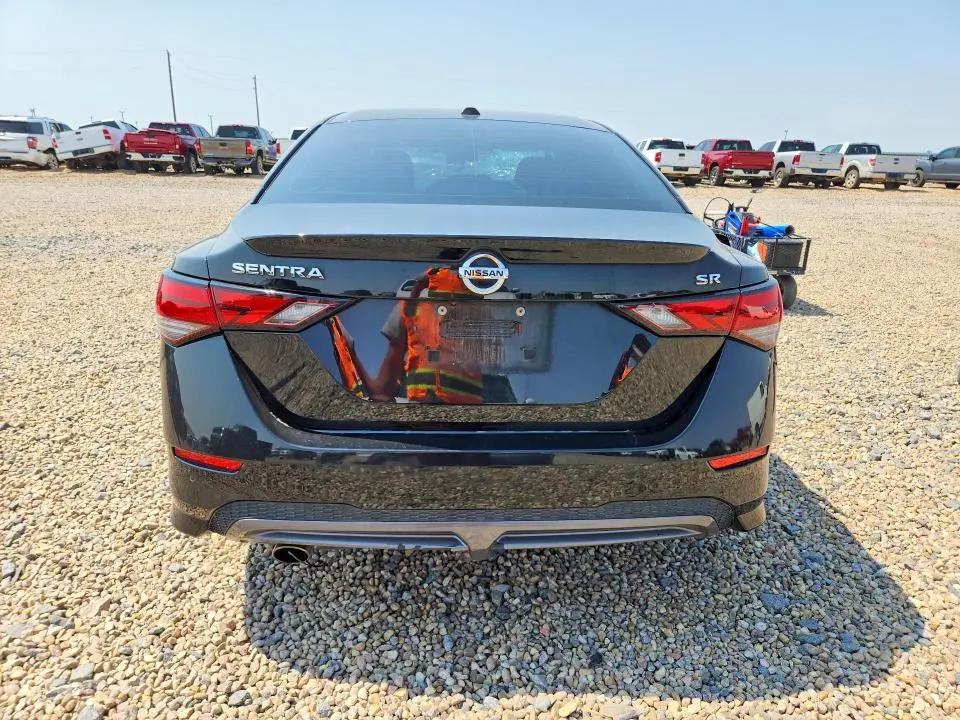 2021 NISSAN SENTRA SR  
