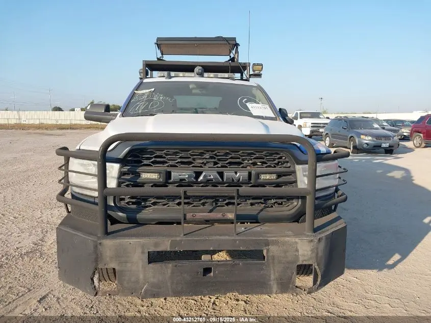 2020 RAM 2500 TRADESMAN  4X4 8' BOX