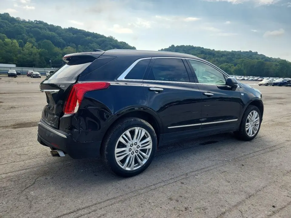 2017 CADILLAC XT5 PREMIUM LUXURY  