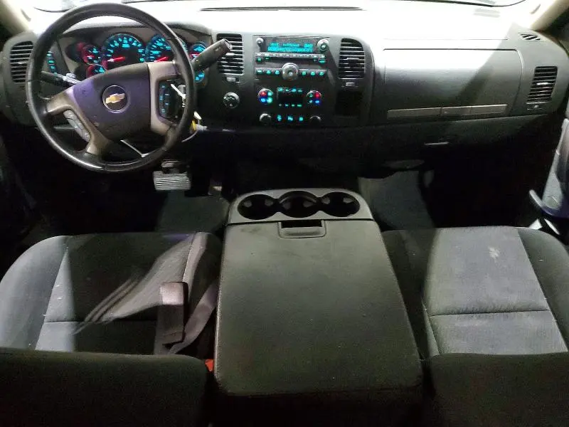 2011 CHEVROLET SILVERADO K1500 LT  