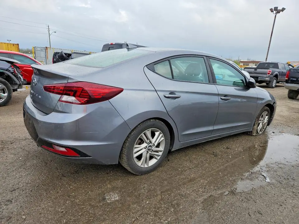 2019 HYUNDAI ELANTRA SEL  