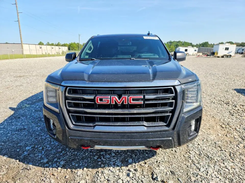 2023 GMC YUKON XL K1500 AT4  