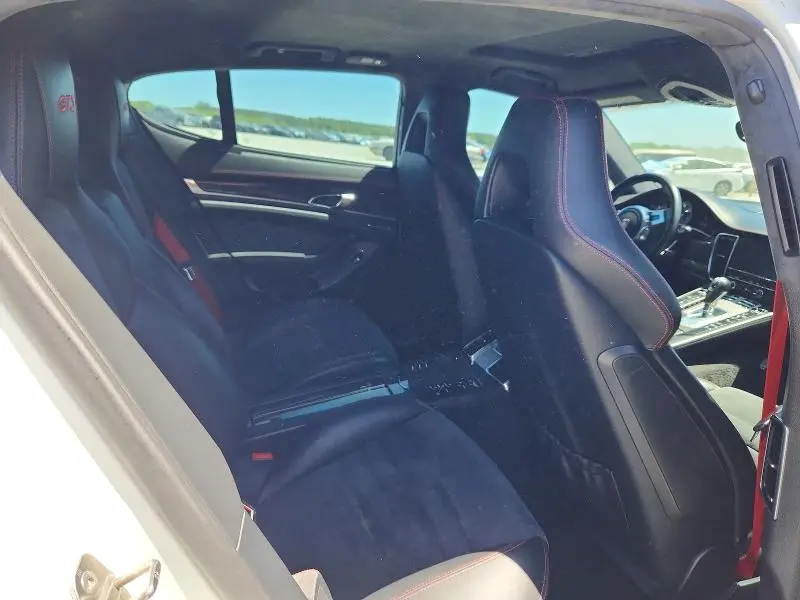 2013 PORSCHE PANAMERA GTS  