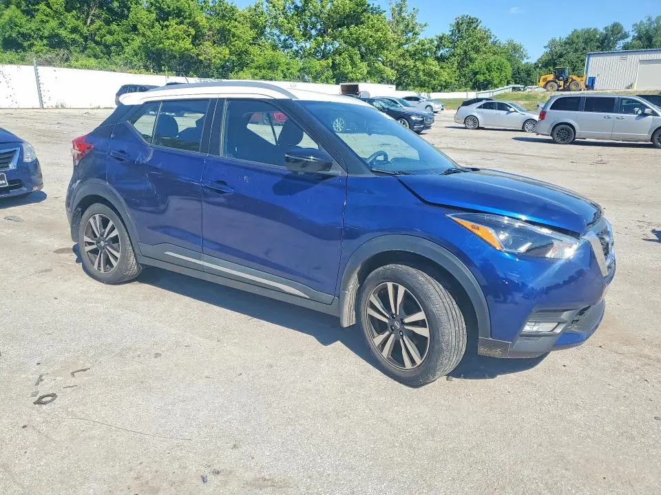 2018 NISSAN KICKS SR  