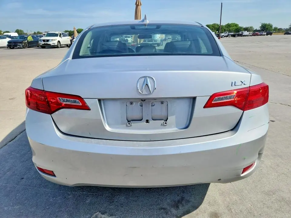 2015 ACURA ILX 20  