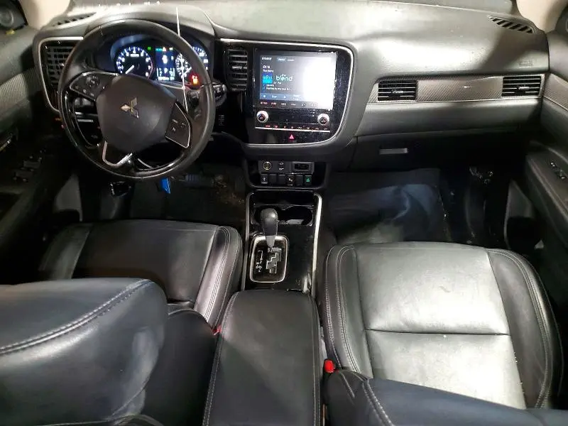 2020 MITSUBISHI OUTLANDER SE  