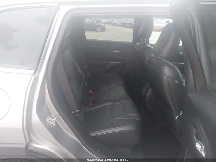 2021 JEEP CHEROKEE LATITUDE LUX FWD
