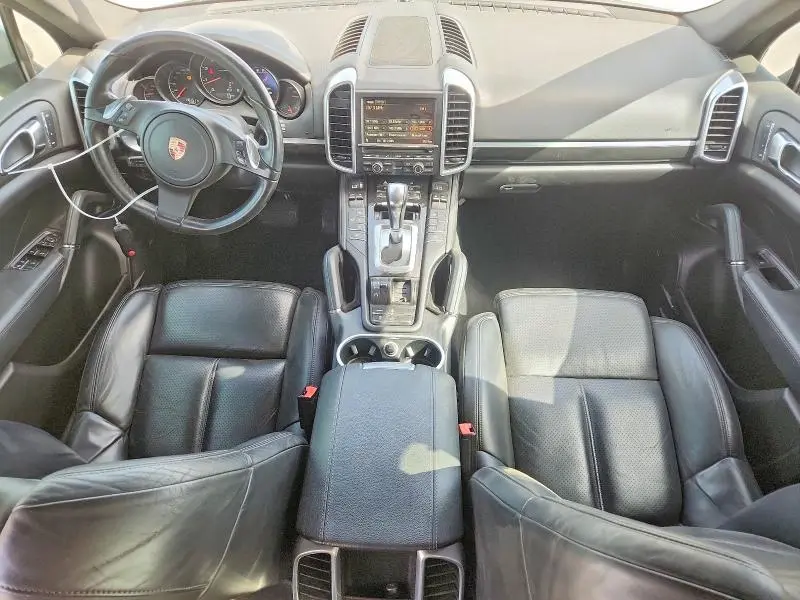 2012 PORSCHE CAYENNE   