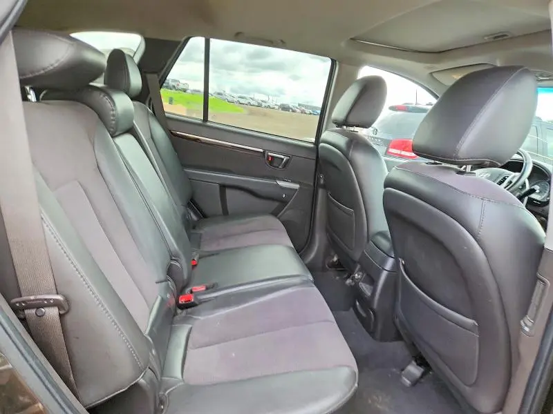 2011 HYUNDAI SANTA FE GLS  
