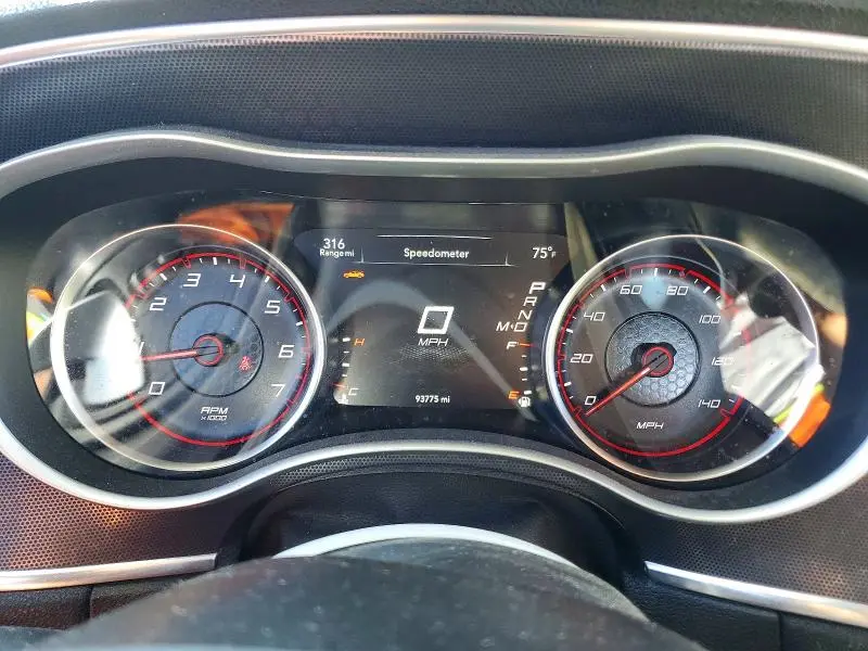 2016 DODGE CHARGER SXT  