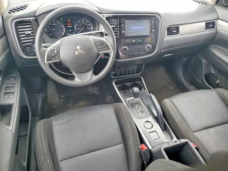 2018 MITSUBISHI OUTLANDER ES  