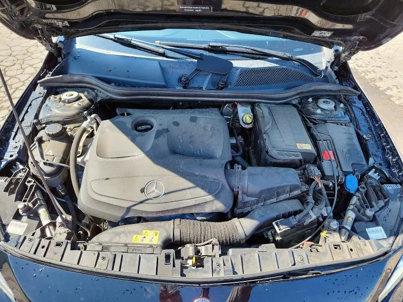 2015 MERCEDES-BENZ GLA 250 4MATIC  