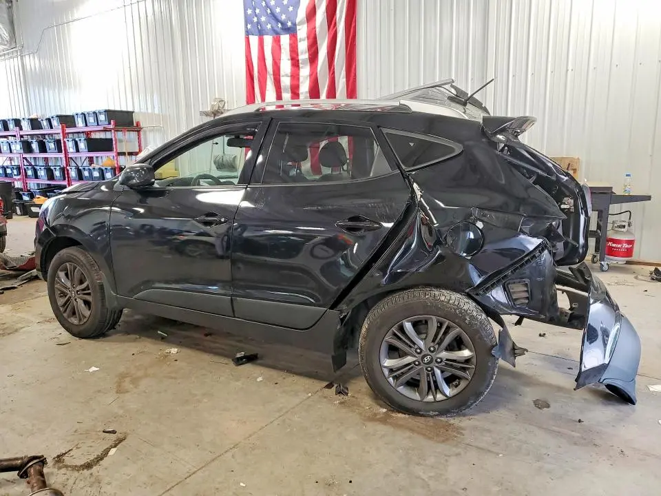 2015 HYUNDAI TUCSON SE  