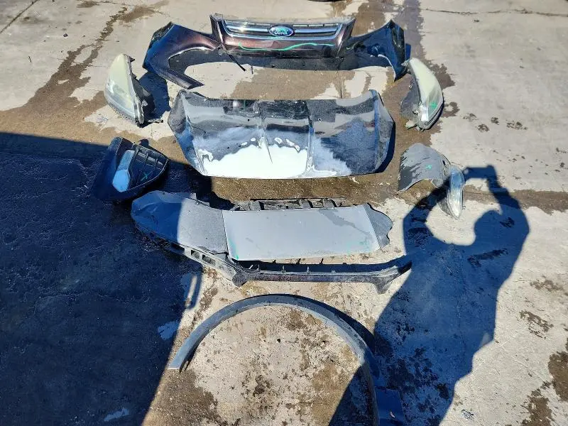 2013 FORD ESCAPE TITANIUM  