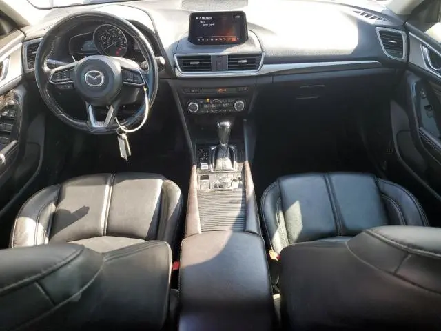 2017 MAZDA 3 TOURING  
