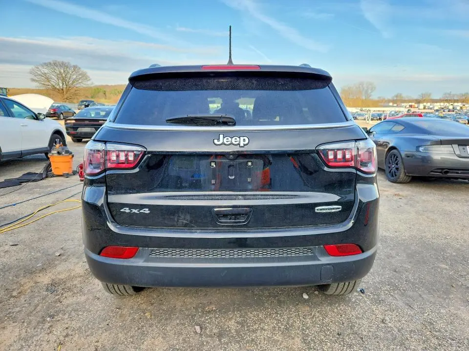 2022 JEEP COMPASS   