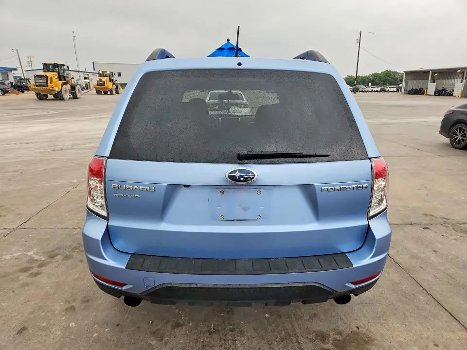 2011 SUBARU FORESTER LIMITED  