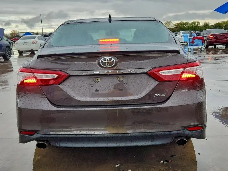 2018 TOYOTA CAMRY XSE  