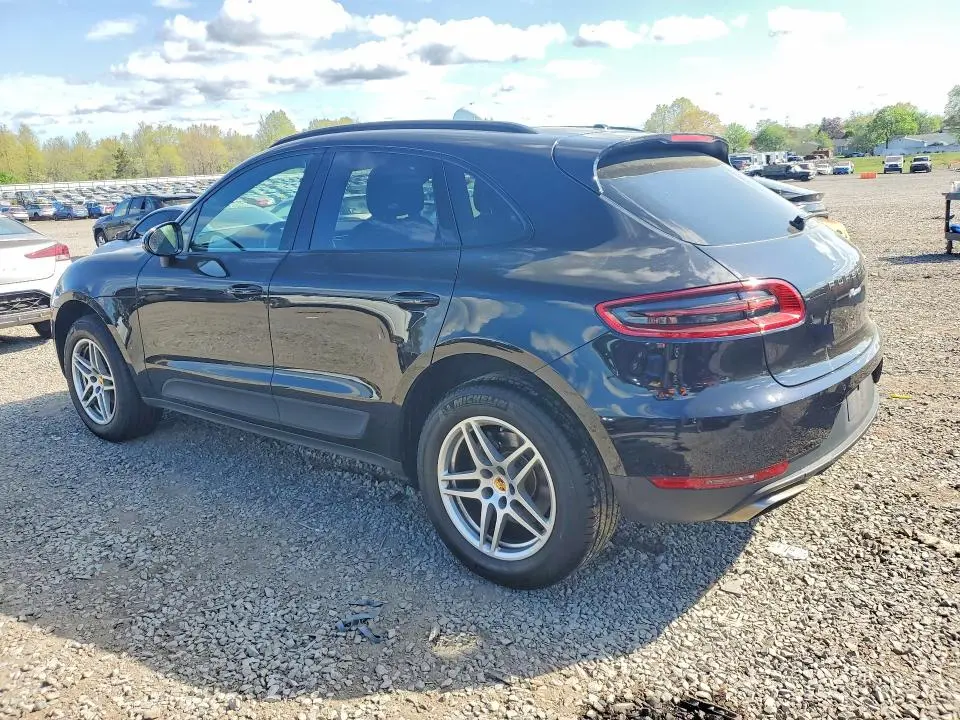 2018 PORSCHE MACAN   