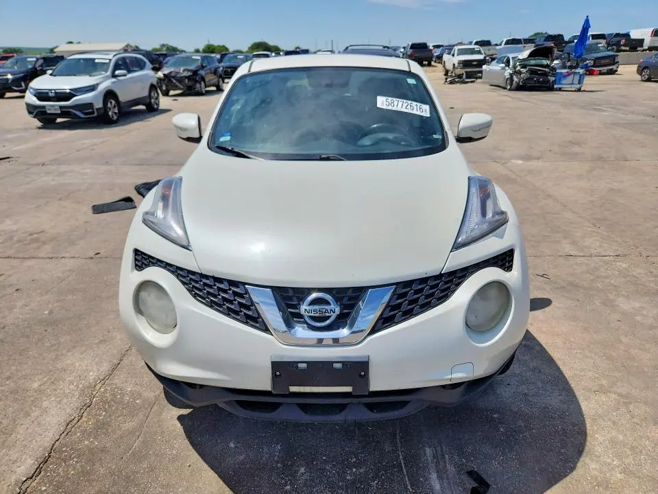 2016 NISSAN JUKE SV  