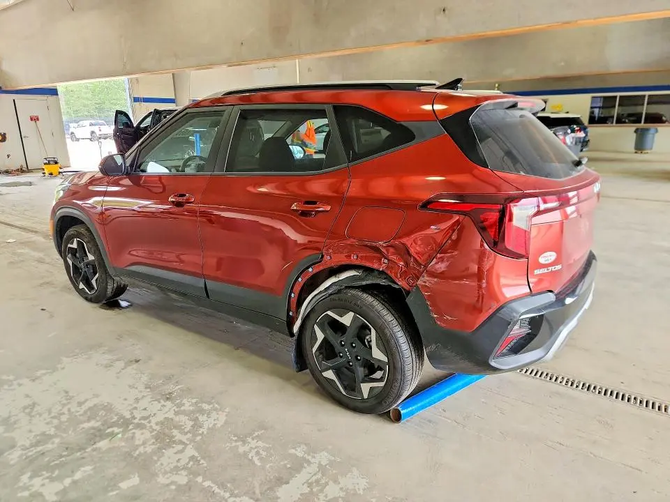 2025 KIA SELTOS S  
