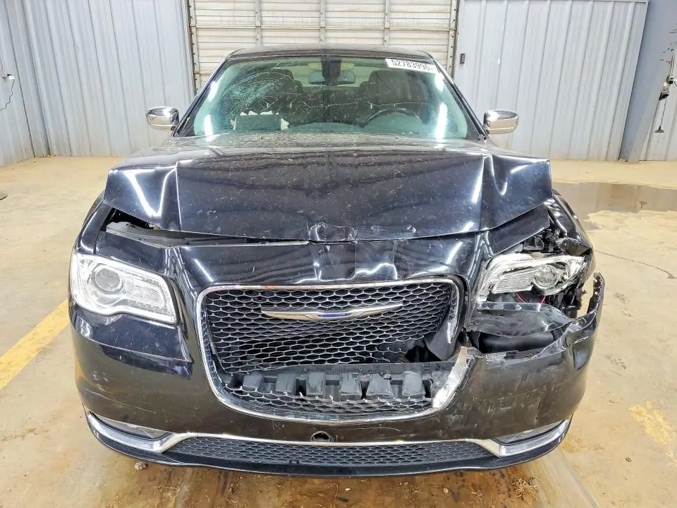 2018 CHRYSLER 300 LIMITED  