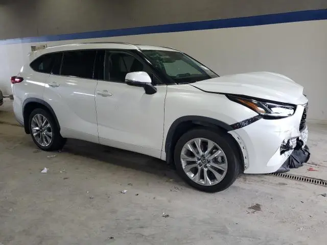 2020 TOYOTA HIGHLANDER LIMITED  