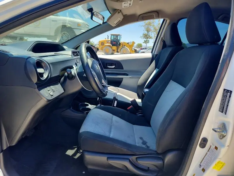 2013 TOYOTA PRIUS C   