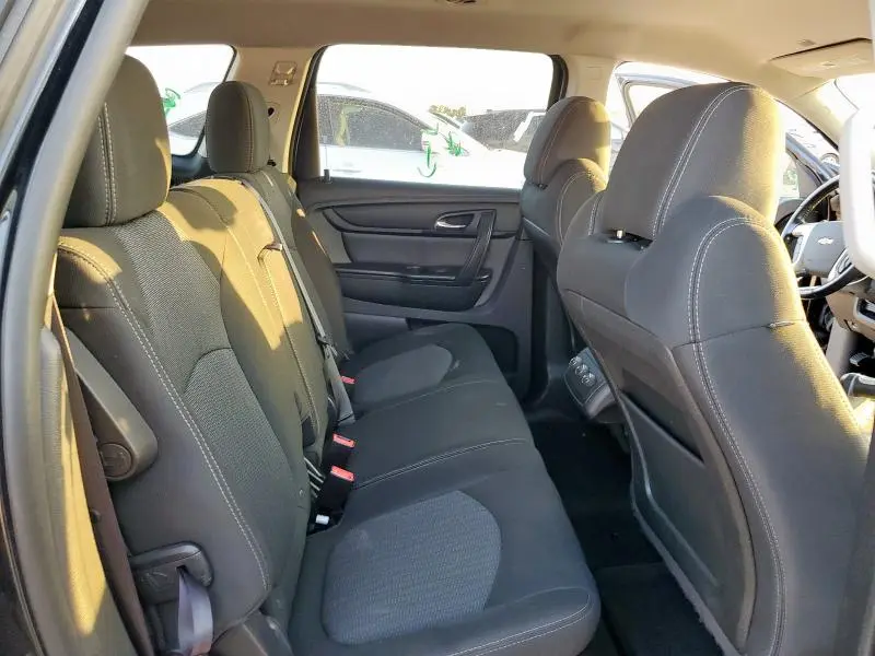 2014 CHEVROLET TRAVERSE LT  
