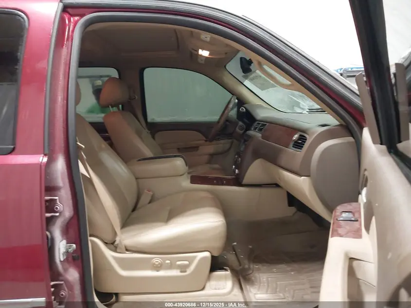 2010 CHEVROLET SUBURBAN 1500 LTZ