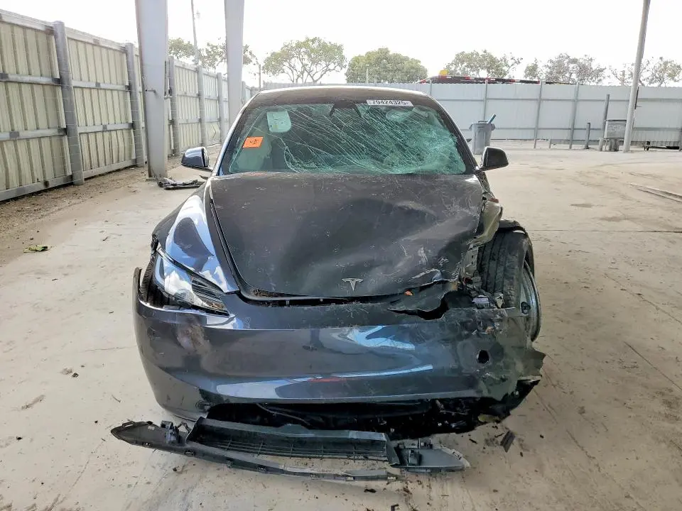 2024 TESLA MODEL 3   