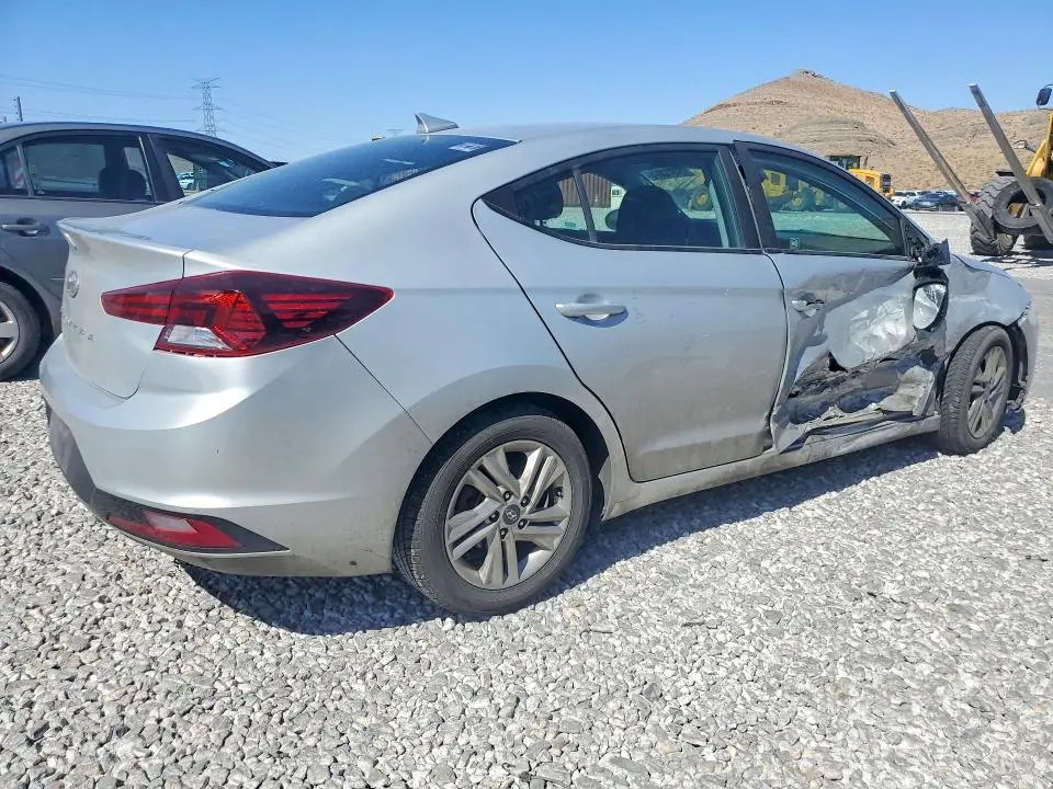 2019 HYUNDAI ELANTRA SEL  