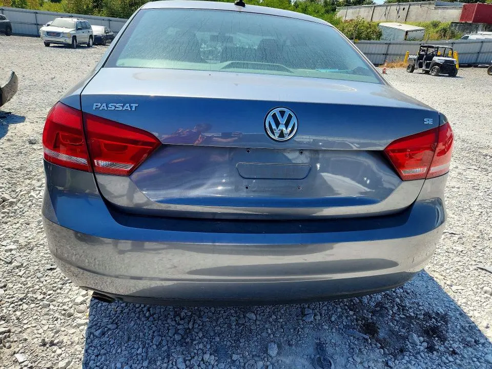 2012 VOLKSWAGEN PASSAT SE  
