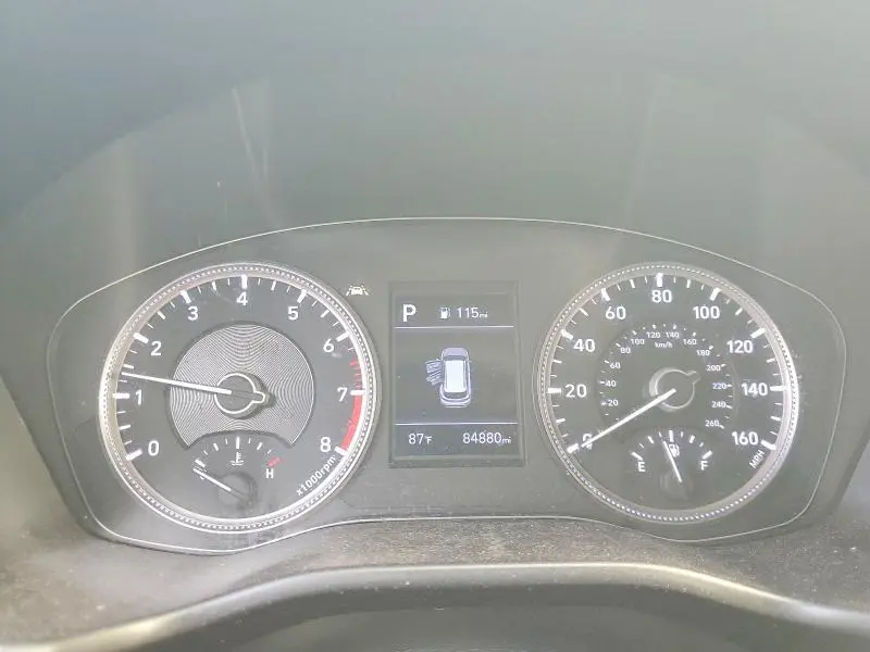 2019 HYUNDAI SANTA FE SE  