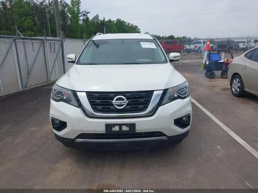 2019 NISSAN PATHFINDER SL
