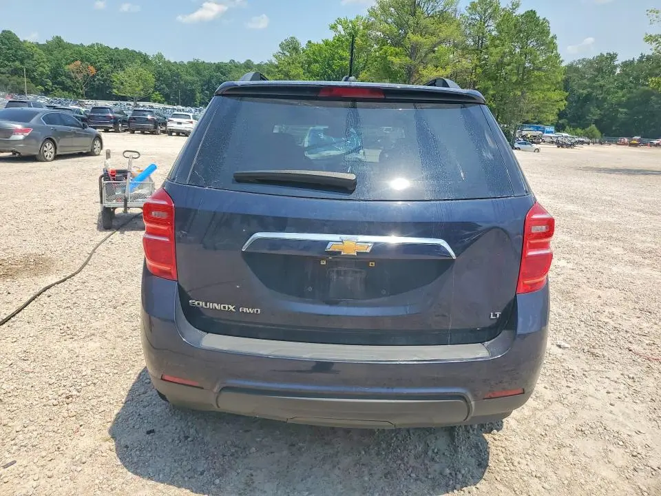 2017 CHEVROLET EQUINOX LT  