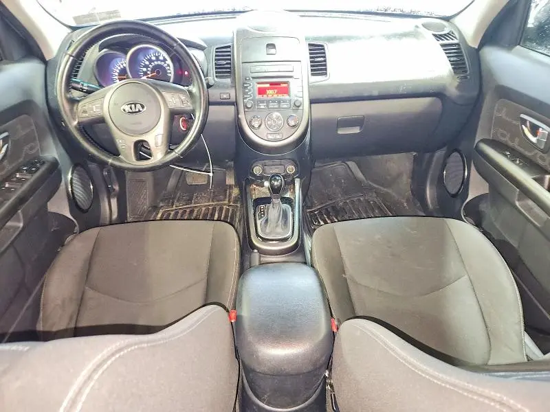 2013 KIA SOUL +  