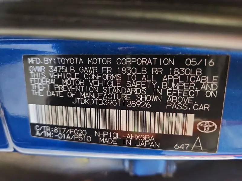 2016 TOYOTA PRIUS C THREE  