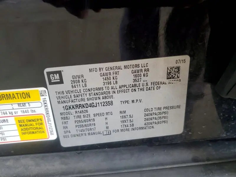 2016 GMC ACADIA SLT-1  