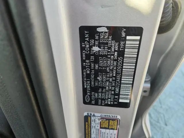 2020 HYUNDAI TUCSON SE  