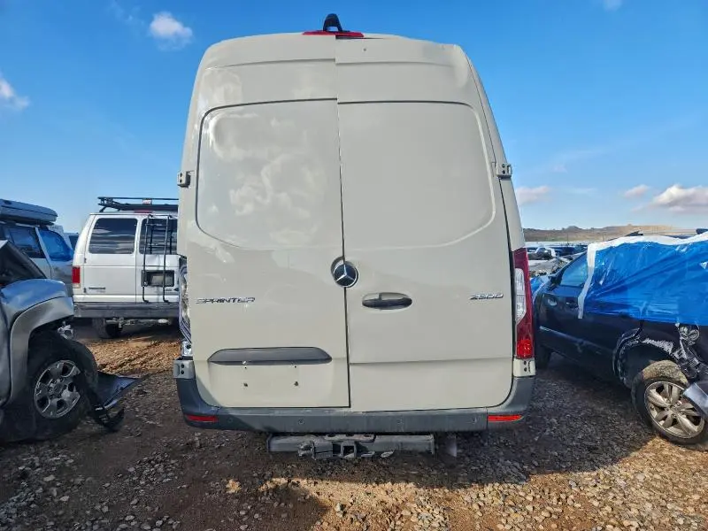 2024 MERCEDES-BENZ SPRINTER 2500  